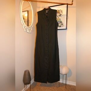 Linen Scalloped Buttondown Dress